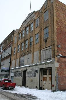 239-241 Lombard Street: Built in 1929 as a furniture store for Charles Lederman, whose name adorns the parapet in an Art Deco stone panel.