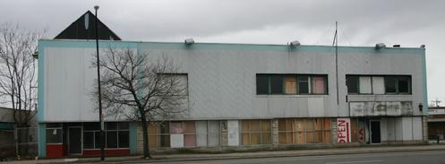 881 Broadway: Former home of Lucki Urban Department Store - Home of 1,000 Bargains. Founded in 1947 by Walter Urbanski and Edward Przylucki. This location closed in 1989.