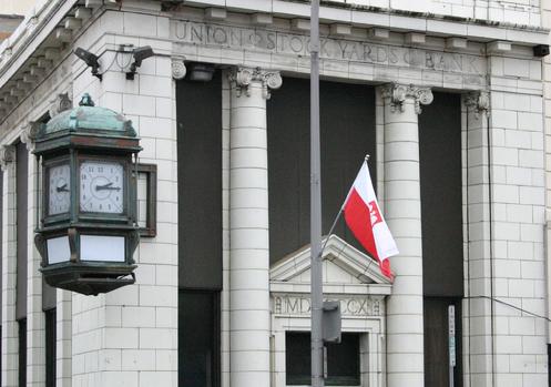 Flags in Polonia: April 2011