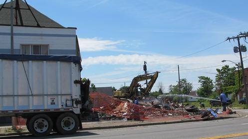On Friday, June 8th the building that housed the Warsaw Inn was demo'd by the City of Buffalo