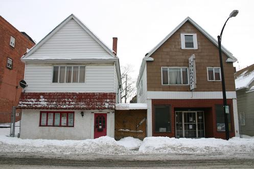 Former restaurant and travel agency on Lombard